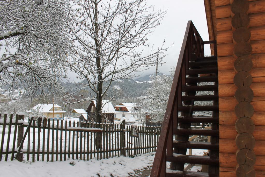 Sadyba Kazkove Dzherelo Verkhovyna Buitenkant foto